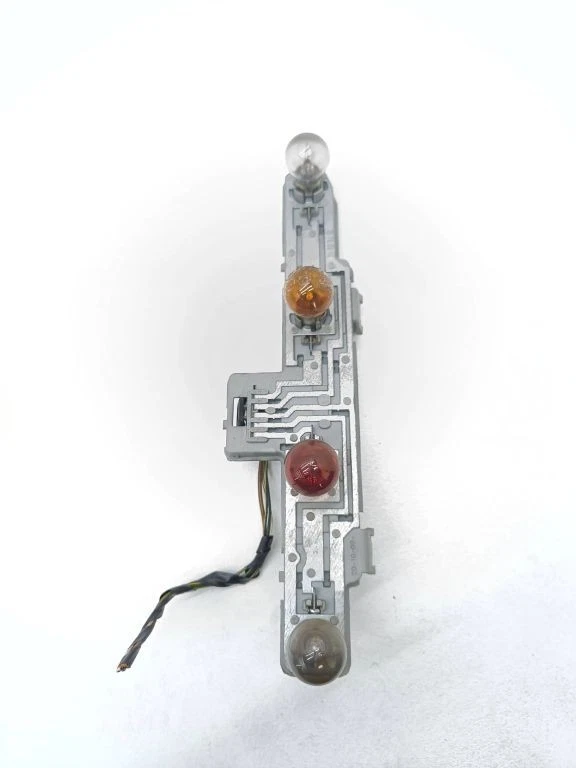 Soporte bombilla trasero derecho Opel Zafira B 2009 diésel RPG21304 - Imagen 3 de 4