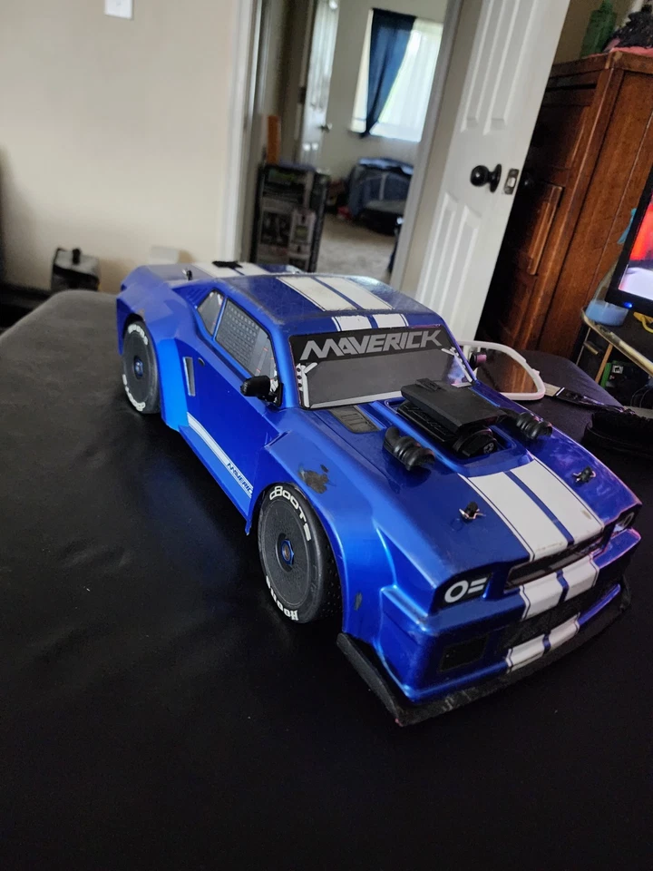 Upgraded 6s Maverick Quandum R  1/8  scale  Muscle Car - Image 2 of 4