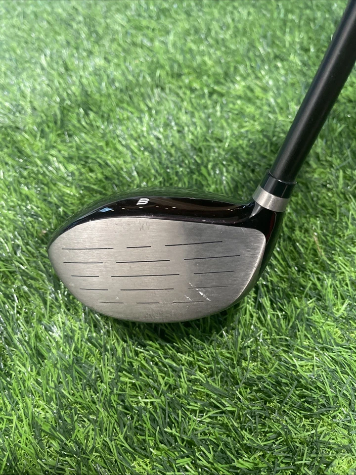 Wilson Deep Red II Driver 9.0° ProLite+ Men Stiff Graphite Right Hand UPC129 - Image 2 of 4