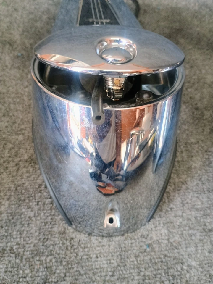 OEM HARLEY DAVIDSON 2008-23 ROAD GLIDE DASH CONSOLE COVER LID CHROME 69214-08 Foto 3 de 4