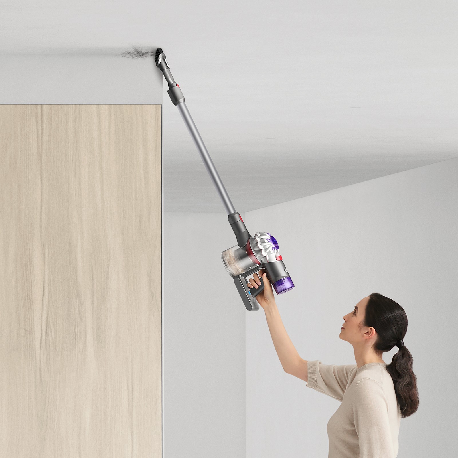 Dyson V7 Advanced Cordless Vacuum Cleaner 4