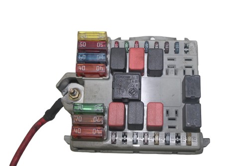 ECU Anschluss Sicherungen für fiat Punto 188 1.9 Mjt 63KW 2003 46760257 - 第 1/8 張圖片