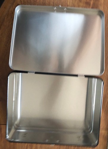 Killer Klowns From Outer Space -It’s Crazy! Metal Lunch Box New - Picture 5 of 5