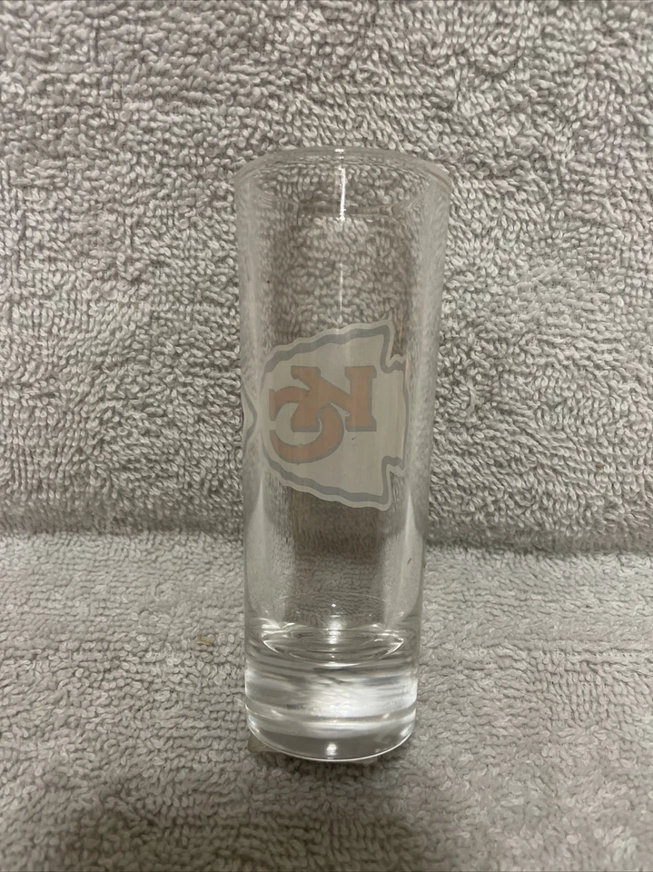 堪萨斯城酋长队,2 盎司高射击玻璃 — 第 2/2 张图片