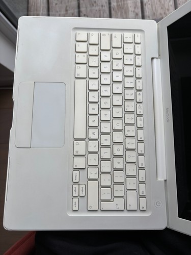 Apple MacBook A1181 13.3" White 2006 2.0 GHz - Afbeelding 5 van 17