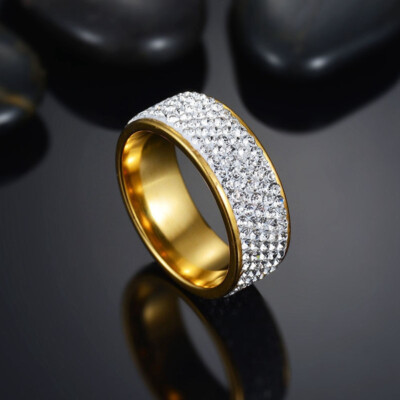 sehr eleganter Ring aus Edelstahl mit 5 Reihen funkelnder Zirkonia besetzt edel