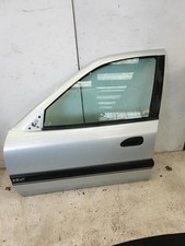 Porte avant et accessoires Renault SAFRANE