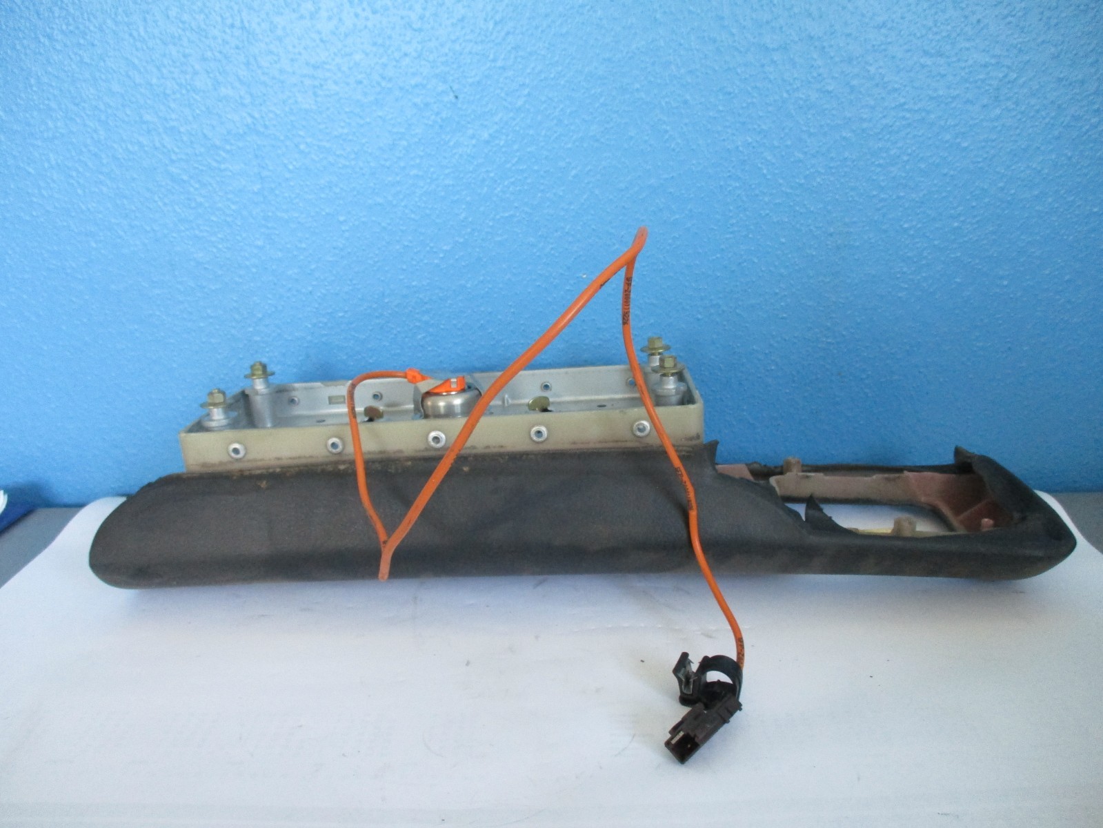Picture 2 of 4