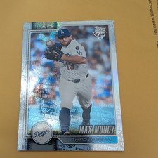 Max Muncy 2026 Topps Series 1 Celebration #252 Opening Day Foil SP Los Angeles