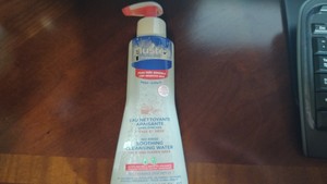 mustela no rinse soothing cleansing water