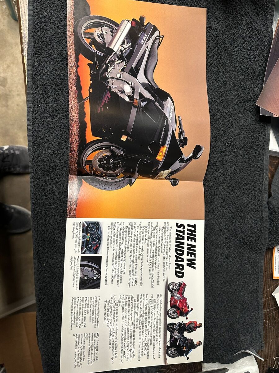 1991 Kawasaki Ninja ZX-6 Motorcycle Sales Brochure Data 1991 Kawasaki Ninja ZX-6 Motorcycle Sales Brochure Data