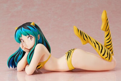 Urusei Yatsura Lum 10.8in 1/4 Anime Figure PVC Statue B-style FREEing Japan NIB