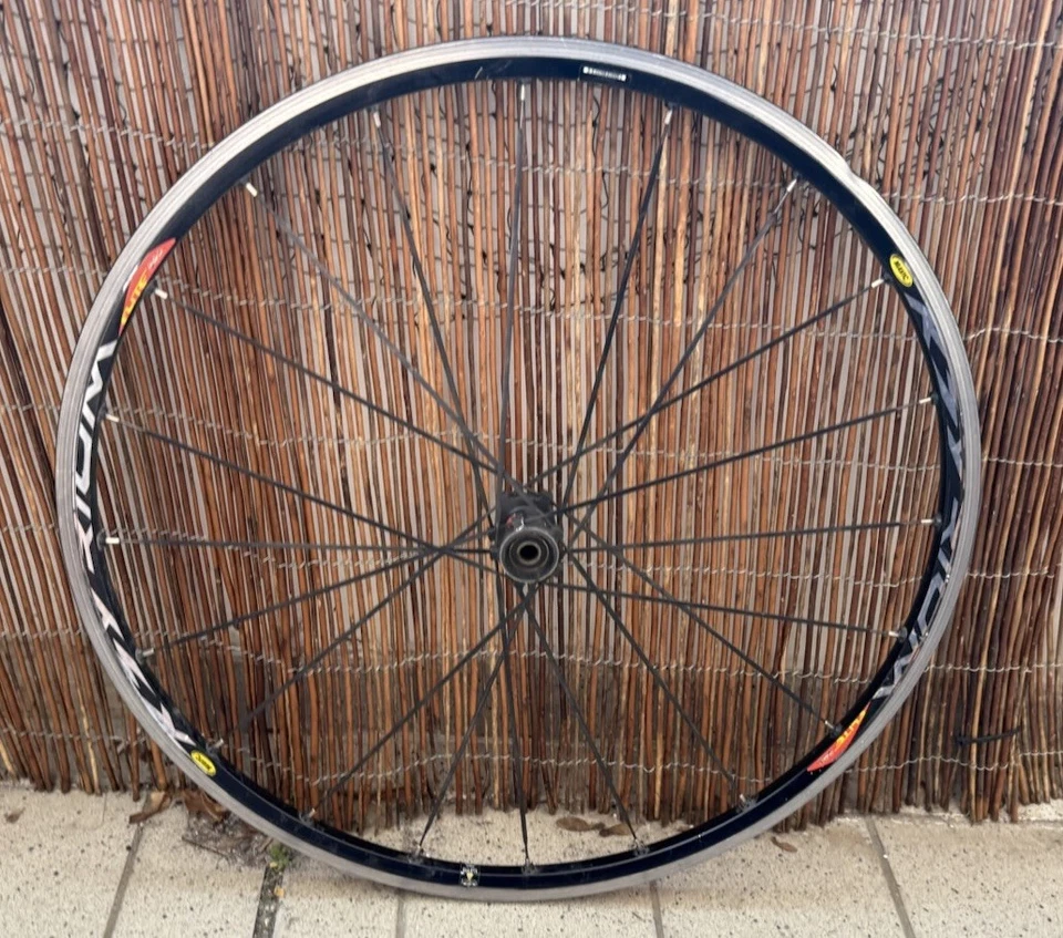 MAVIC KSYRIUM ELITE HINTERRAD RENNRAD 28 Zoll DEFEKT