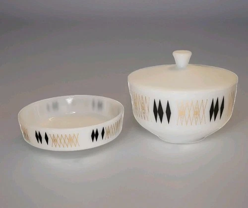 Casserole Bowl With Lid Vintage 70's Federal Glass BLACK DIAMOND 2  1/2 Quart