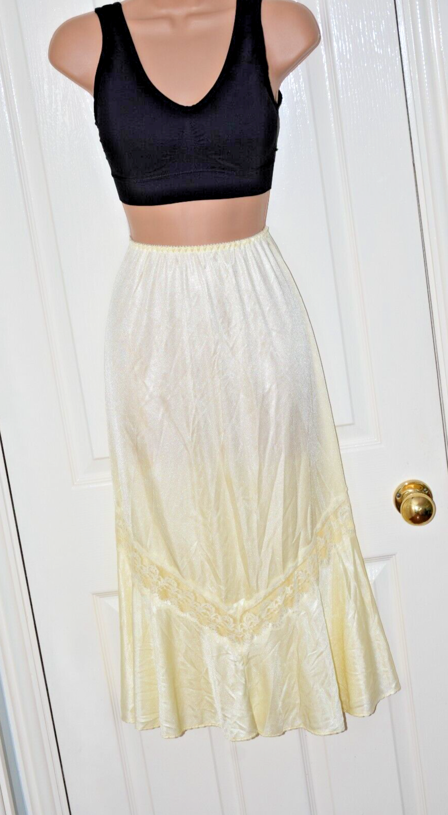 Picture 2 of 5