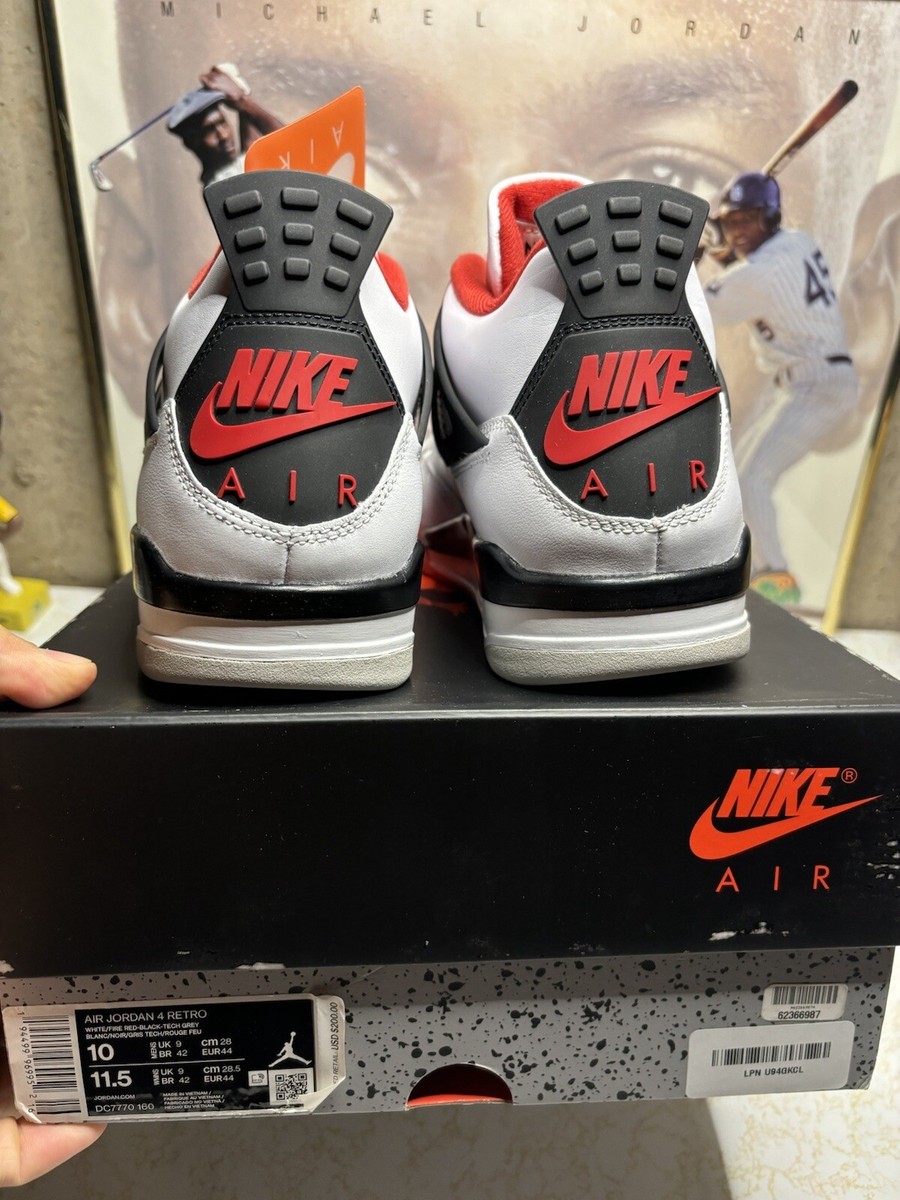 Air Jordan 4 Retro 