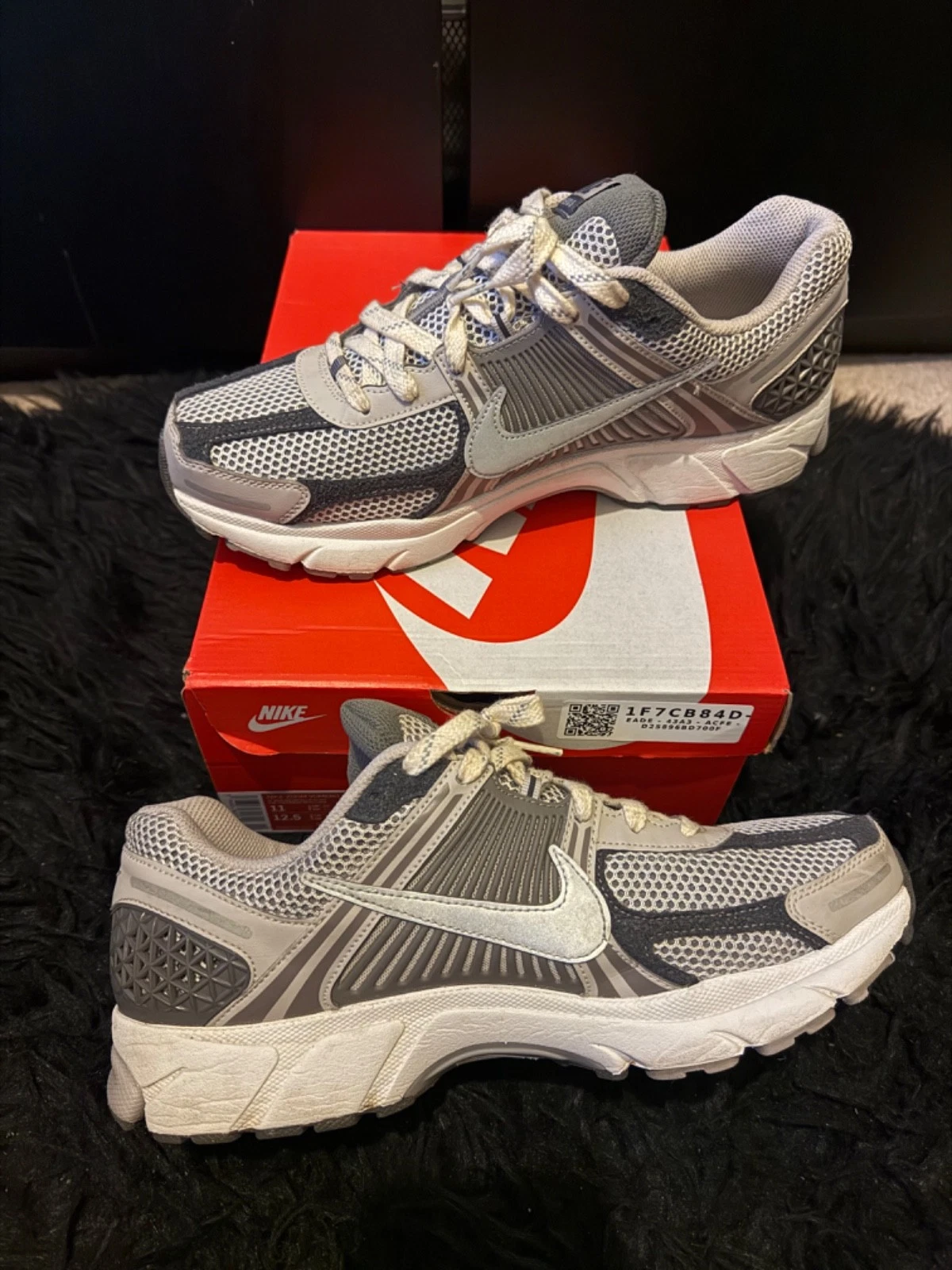 Nike Zoom Vomero 5 Iron Ore 100% autentiche taglia 10 UK 11 US