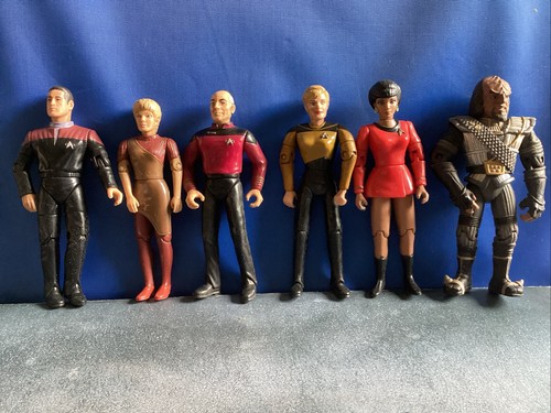 Star Trek: 6 action figures - 4.5” Pre-owned - Lot #310
