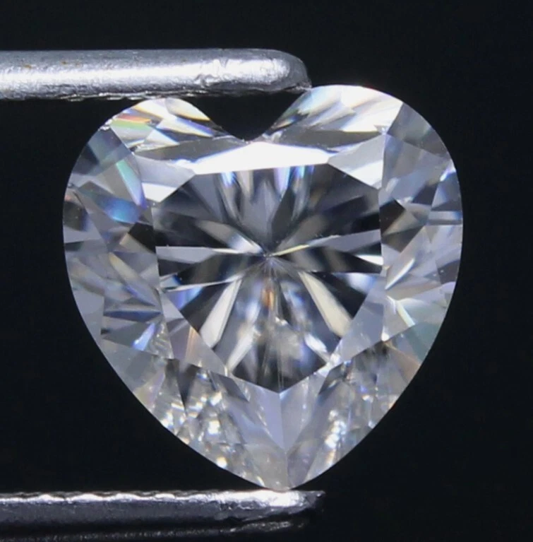 CVD Diamond Lab-Grown 3 Pcs Lot Heart Shape IF Clarity 4 x 4 mm Certified - Image 2 of 4