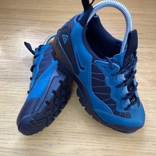 Brandneu ohne Karton Nike ACG AIR MADA GRÜN ...