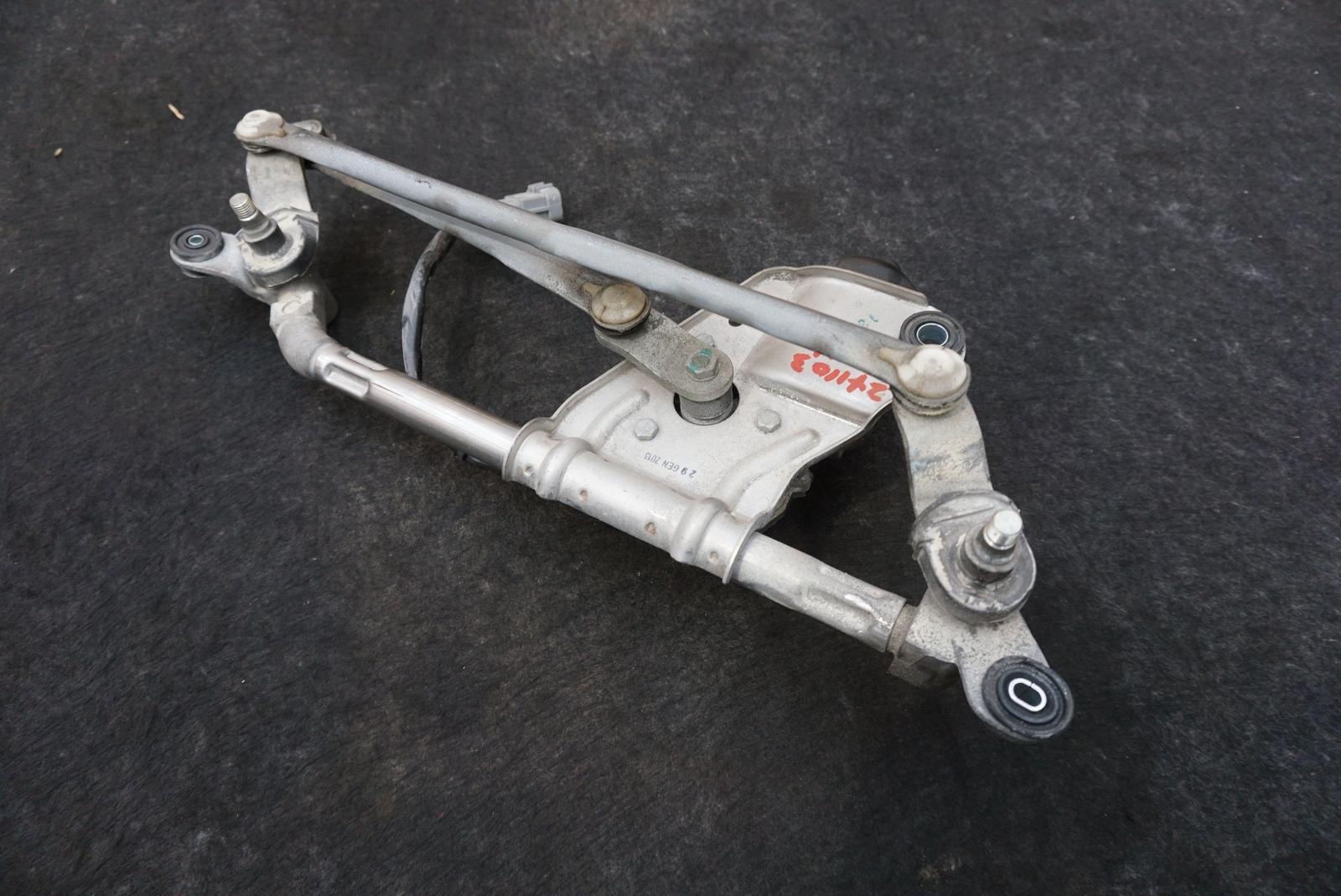 Front Windshield Wiper Motor Linkage OEM 69770800 Ferrari California 2008-14