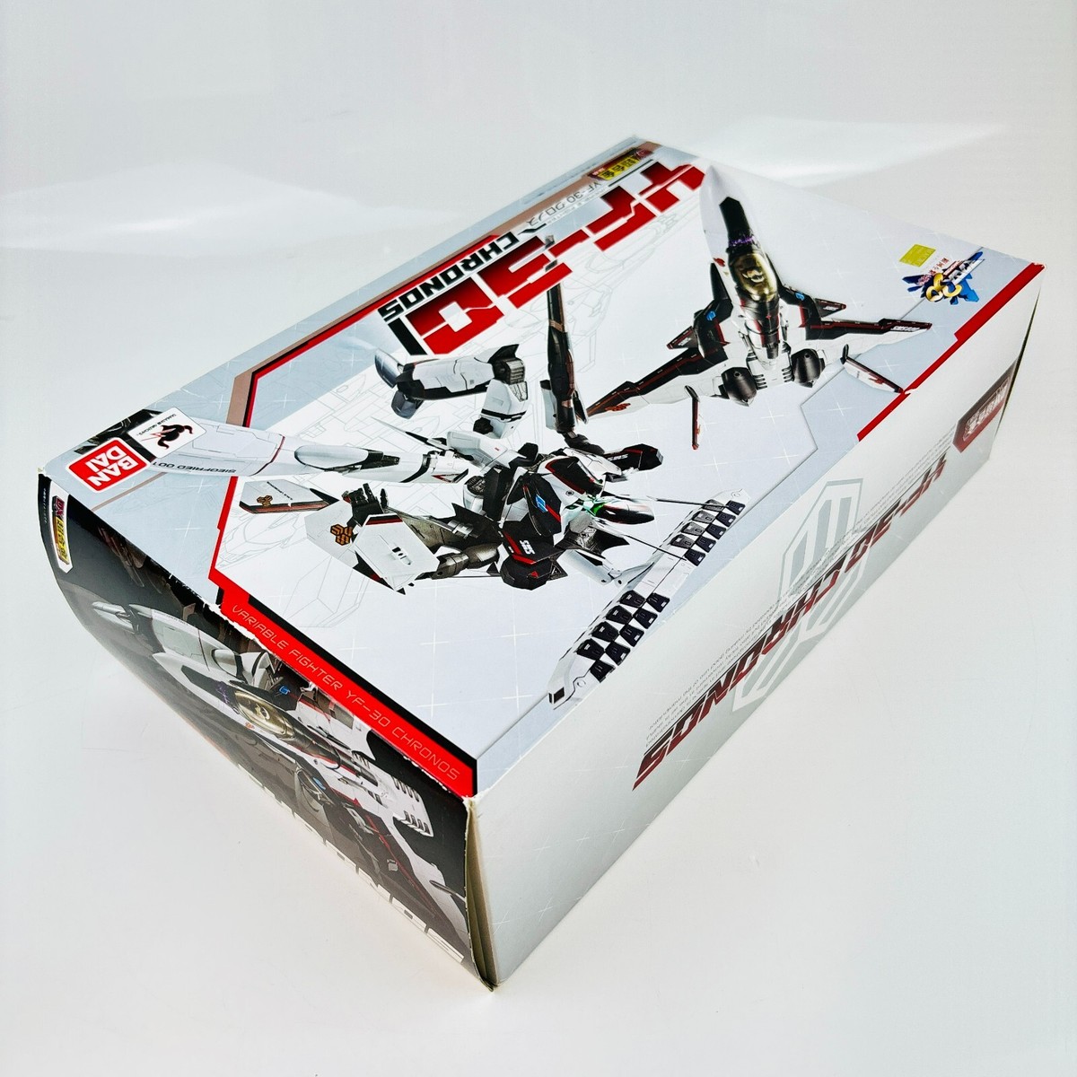 Figure DX Chogokin YF-30 Chronos Macross 30: Voices across the