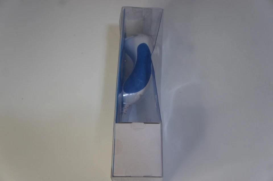 Nintendo Wii Nunchuk Controller Blue Non Slip Grip intec SEALED 2008 G5600 - Image 4 of 4