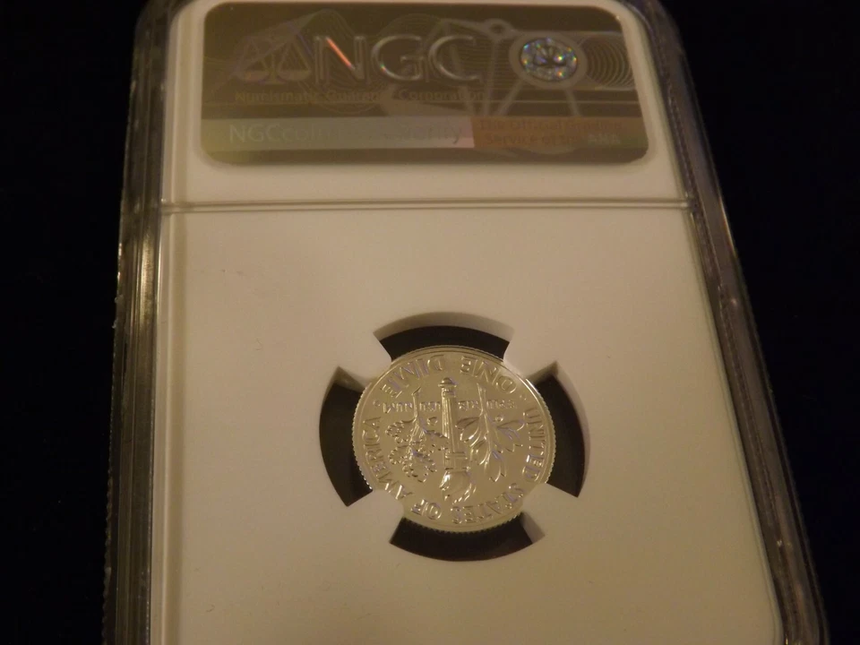 2018-S 10C First Day Of Issue REVERSE PROOF NGC PF 70 - Image 2 of 2