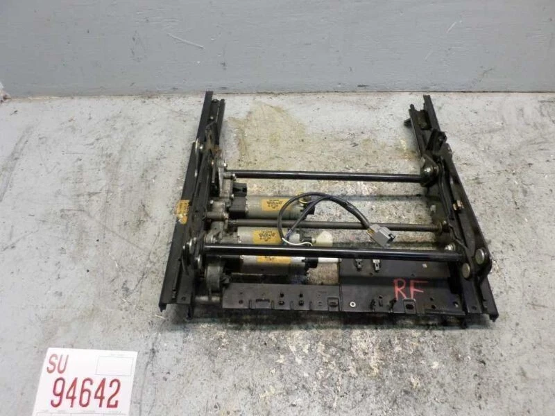 Оригинальный двигатель для рамы переднего сиденья с электроприводом со стороны правого пассажира для Volvo S70 2000 года выпуска - Изображение 2 из 4