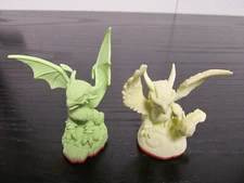 2012: Skylanders Giants ( Glow In Dark ) Sonic Boom & Cynder FIGURE ( Lot Of 2 )