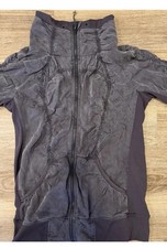 Lululemon grey jacket size 6