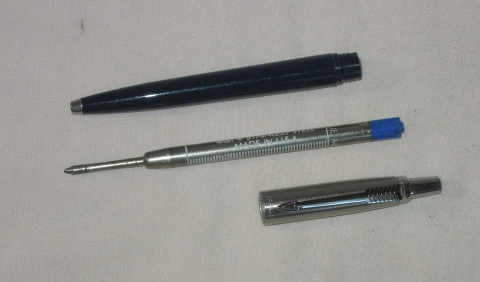 Bolígrafo vintage Parker Navel Blue Barrel Jotter ~ botón con logotipo empotrado; EE. UU. Foto 4 de 4