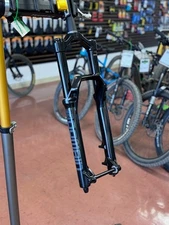NEW RockShox Domain RC Suspension Fork | 27.5" | 160mm | 15x110mm | 44mm Offset