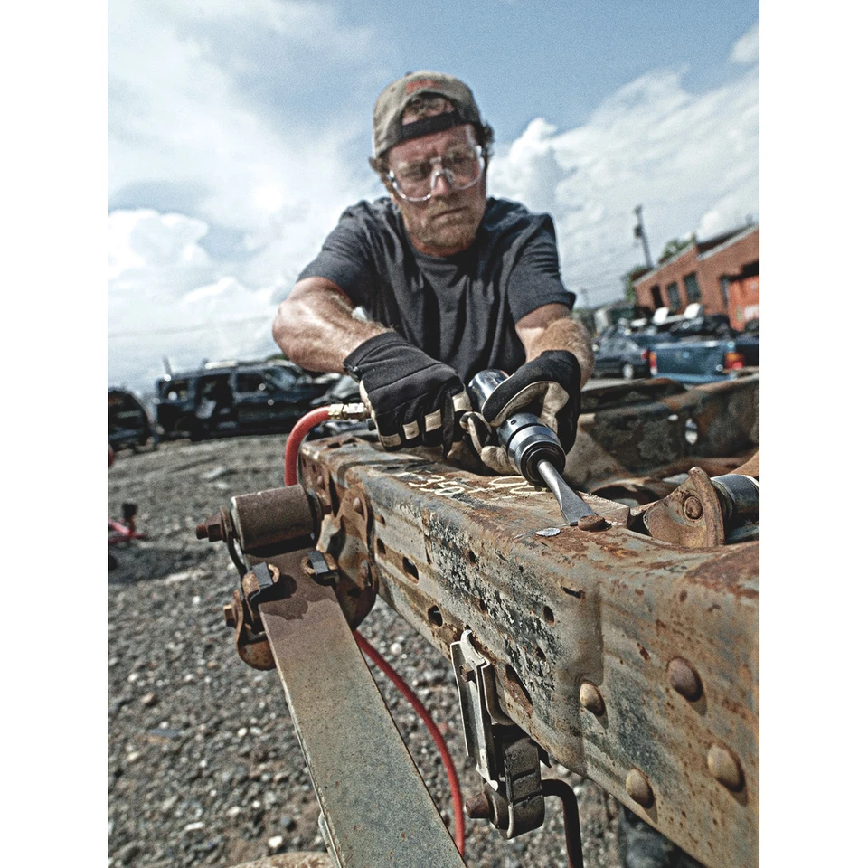 Ingersoll Rand Air Hammer and Chisel Set, 2 5/8in. Stroke, 3500 BPM, Model# - Image 3 of 4