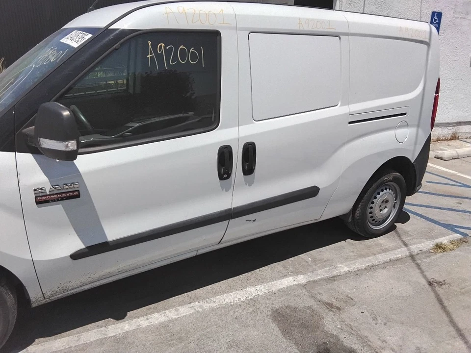 Driver Left Front Door Fits 20-22 PROMASTER CITY 128093 - Image 3 of 4