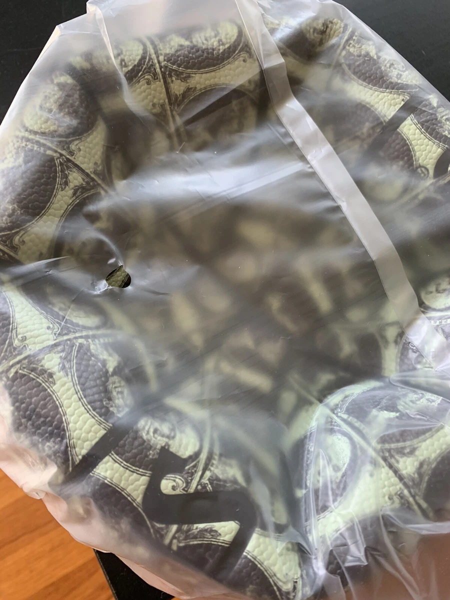 SUPREME SPALDING WASHINGTON BASKETBALL PALE MINT IN HAND | eBay