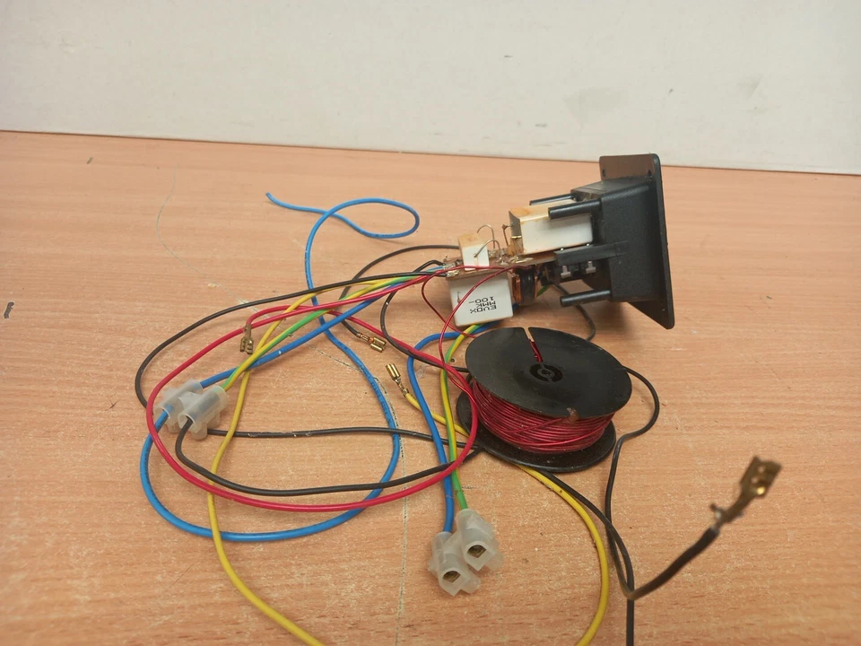 Celestion  CrossOver For Speaker  - Black - Unit Only  (QX-153)  - Image 4 of 4