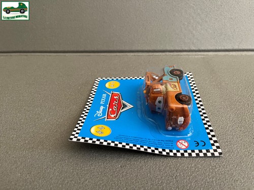 Disney Pixar Martin DHP Plastic Miniature Cars - Picture 2 of 4