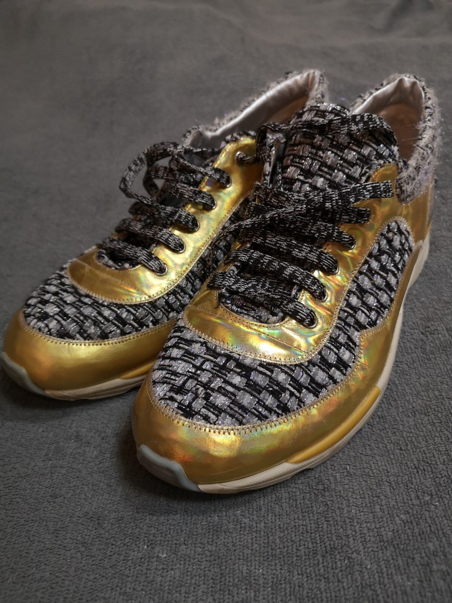 CHANEL CC LOGO METALLIC TRAINER 