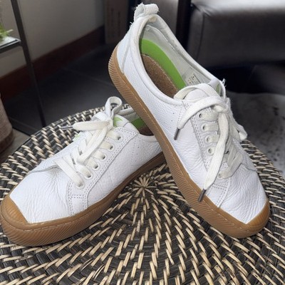Cariuma OCA Low Gum Leather Sneaker Size 9.5 White Lace Up