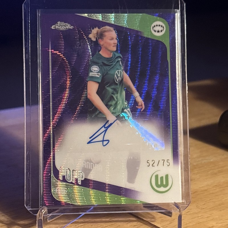 2025-26 Topps Chrome UEFA Women's UWCL ALEXANDRA POPP Purple Wave Auto #/75 SP