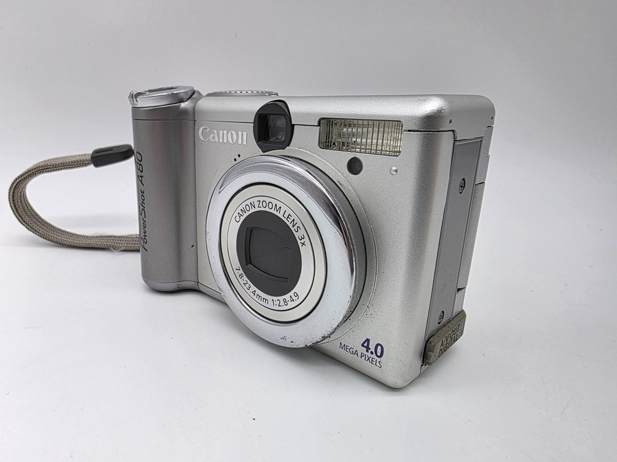 Canon PowerShot A80 4.0メガピクセル Canon PowerShot A80 4-megapixel digital camera at Crutchfield