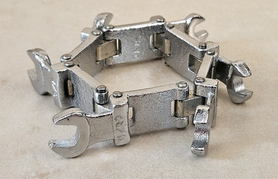 Vintage AMCO Folding Pocket Wrench Set Multi Tool 1/4 - 7/16 US Patent 460624