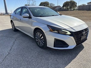2023 Nissan Altima 2.5 SV AWD 4dr Sedan