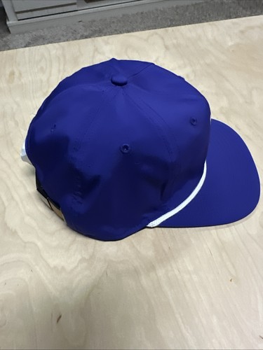 Cappello Washington Huskies Adidas corda regolabile Real Dawgs Wear viola nuovo con etichette - Foto 5 di 6