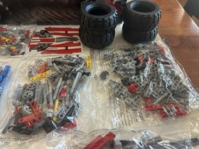 LEGO 42029 TECHNIC Customized Pick-Up Truck 2-in-1 Retired model New damaged box