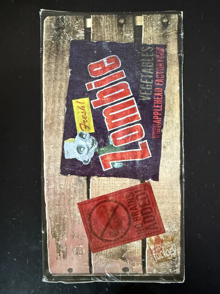 [NIB~SDCC2008] TOFU THE VEGAN ZOMBIE Vinyl Figure [w/Removable Tofu Brain] *Art - Image 4 of 4