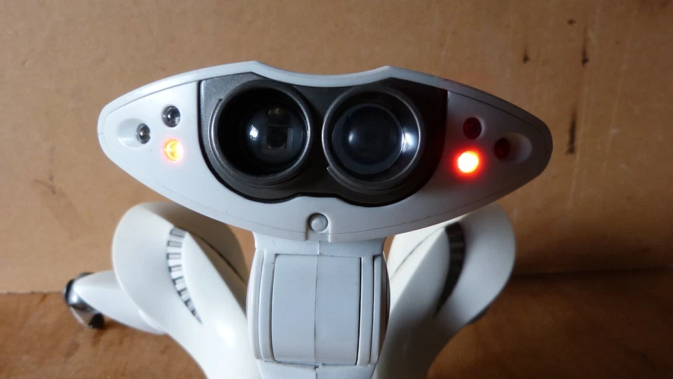 ROBOT JOUET INSECTE ARAIGNEE WOWWEE ROBOQUAD 2007 - Photo 2/4