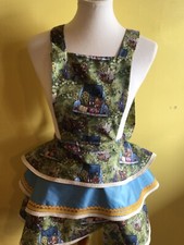 Apron Country Charm Print Ruffles Design w/Truck Wine Bottles Flowers Large - XL