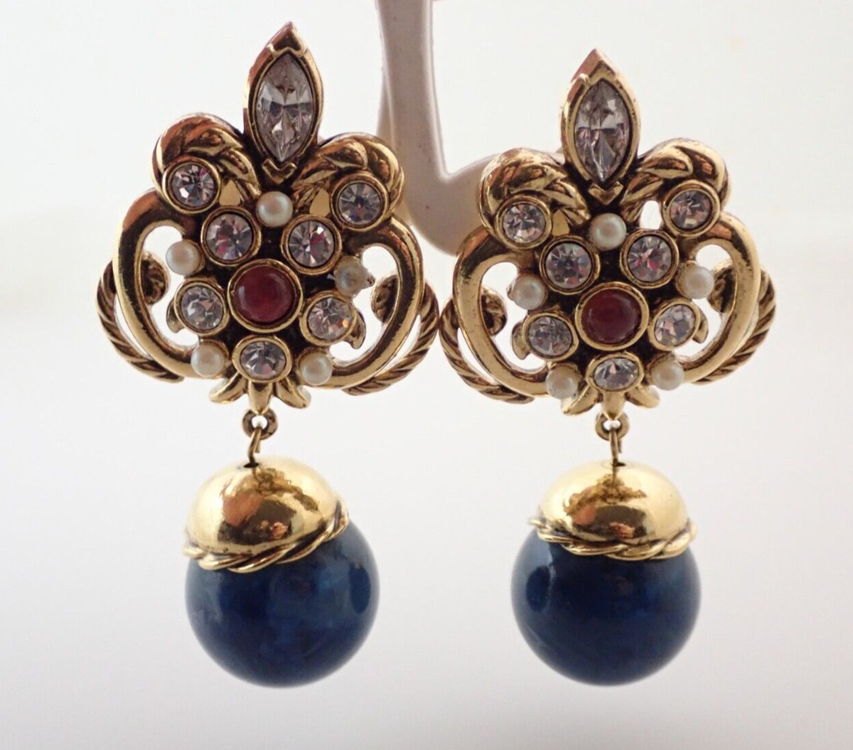 Vintage Jose Barrera for Avon Signed Florentine Dangle Clip On